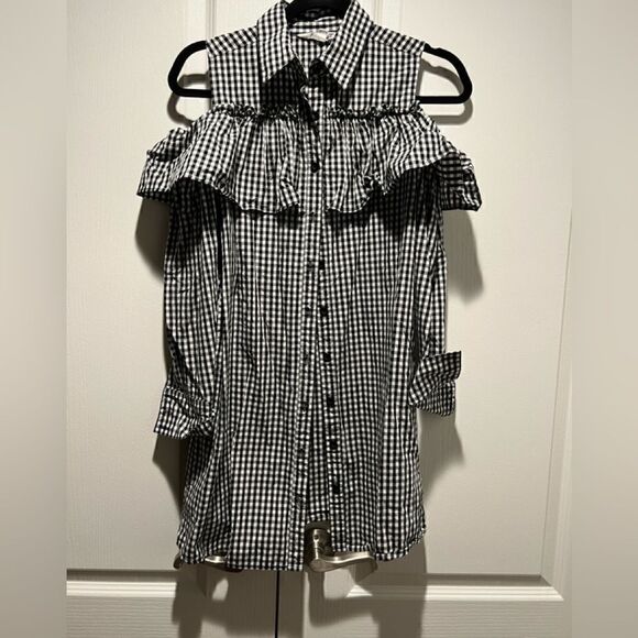 The Edit By Seventeen Juniors' Cotton Cold-Shoulder Shirtdress - Picture 3 of 6